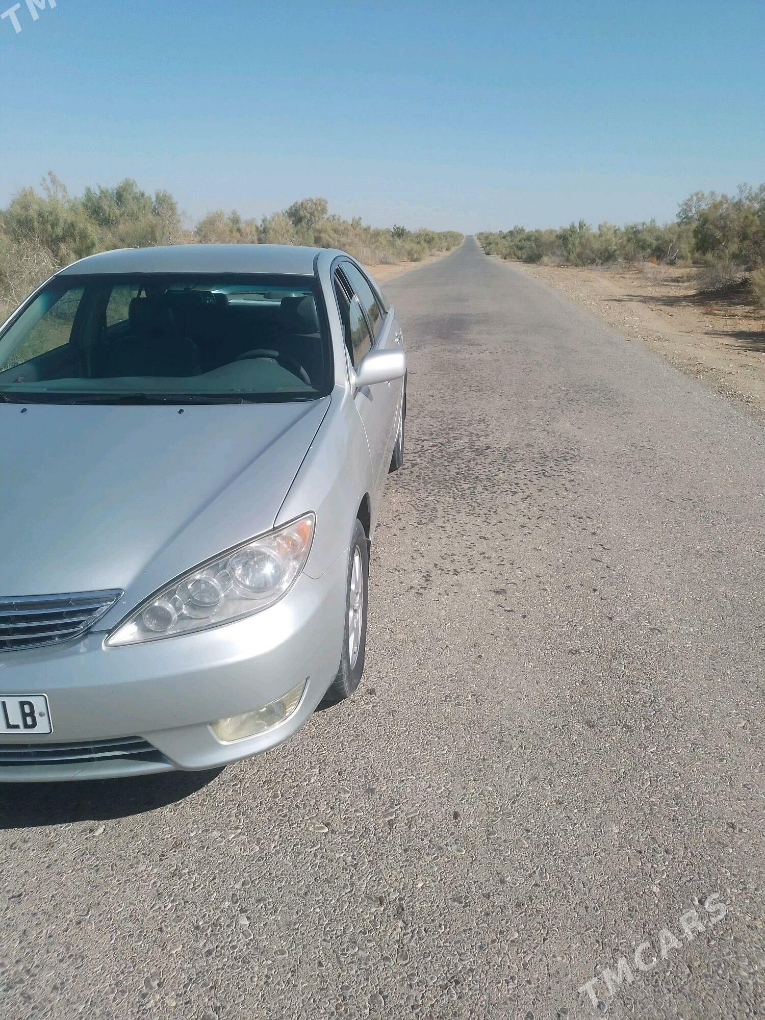 Toyota Camry 2002 - 140 000 TMT - Сейди - img 1