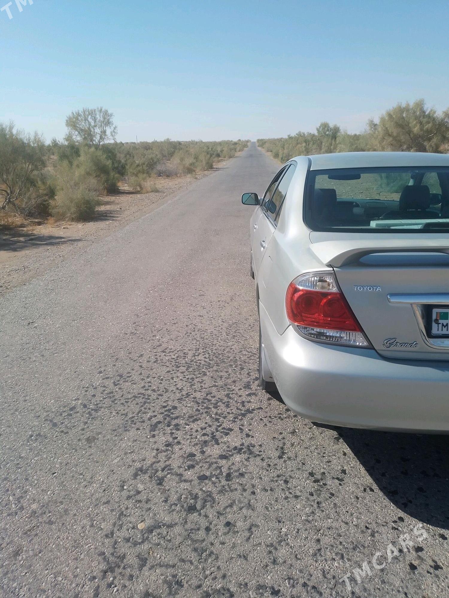 Toyota Camry 2002 - 140 000 TMT - Сейди - img 3