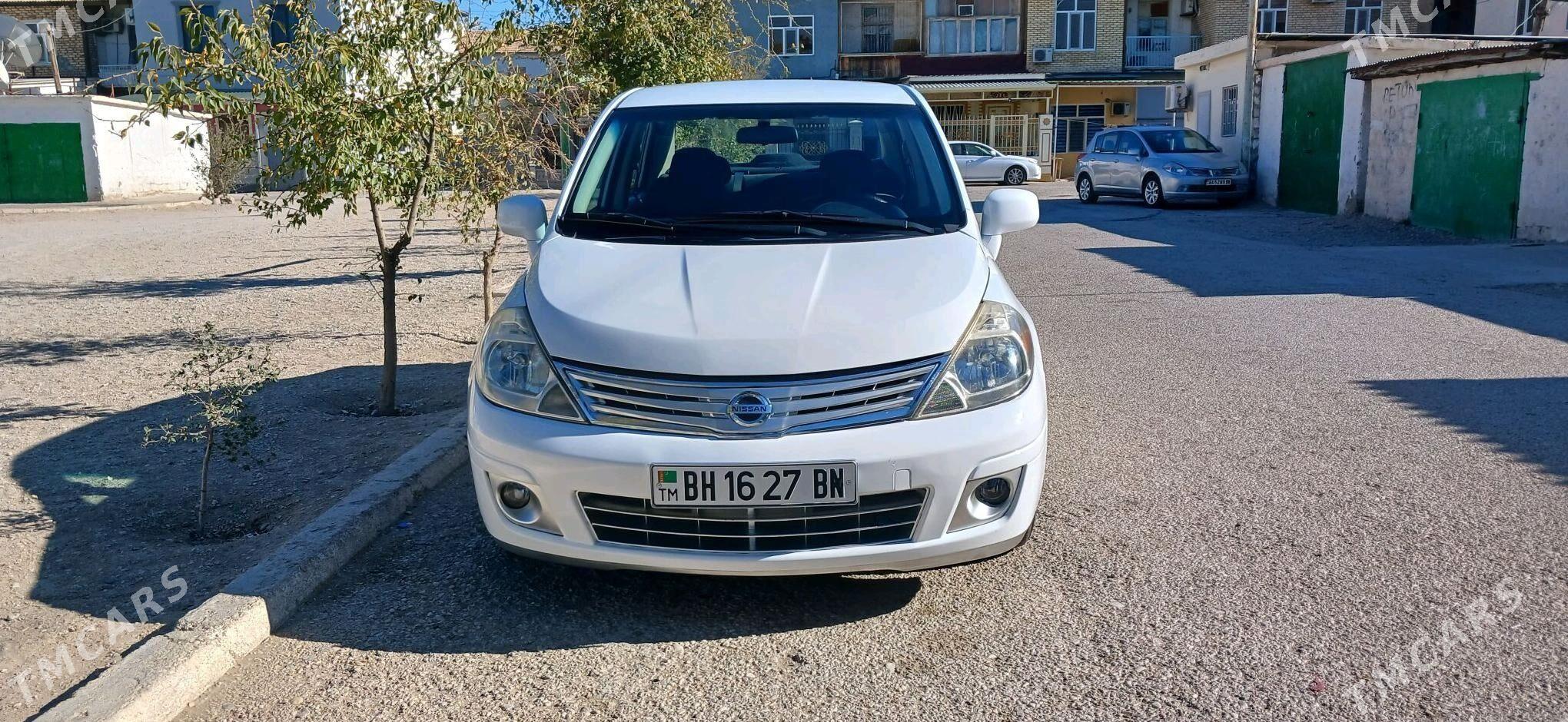 Nissan Versa 2011 - 120 000 TMT - Балканабат - img 4
