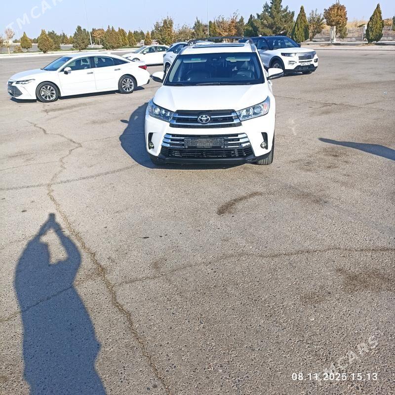 Toyota Highlander 2019 - 460 000 TMT - Туркменабат - img 4