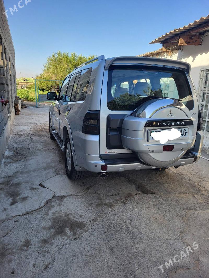 Mitsubishi Pajero 2013 - 320 000 TMT - Бузмеин - img 3