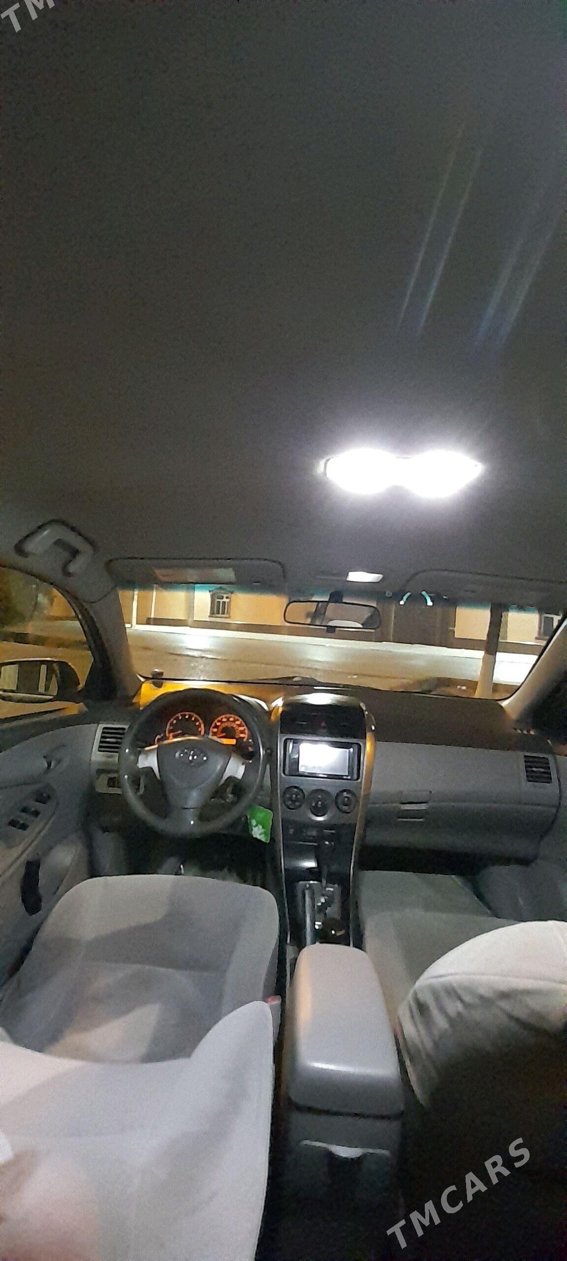 Toyota Corolla 2010 - 152 000 TMT - Ашхабад - img 3