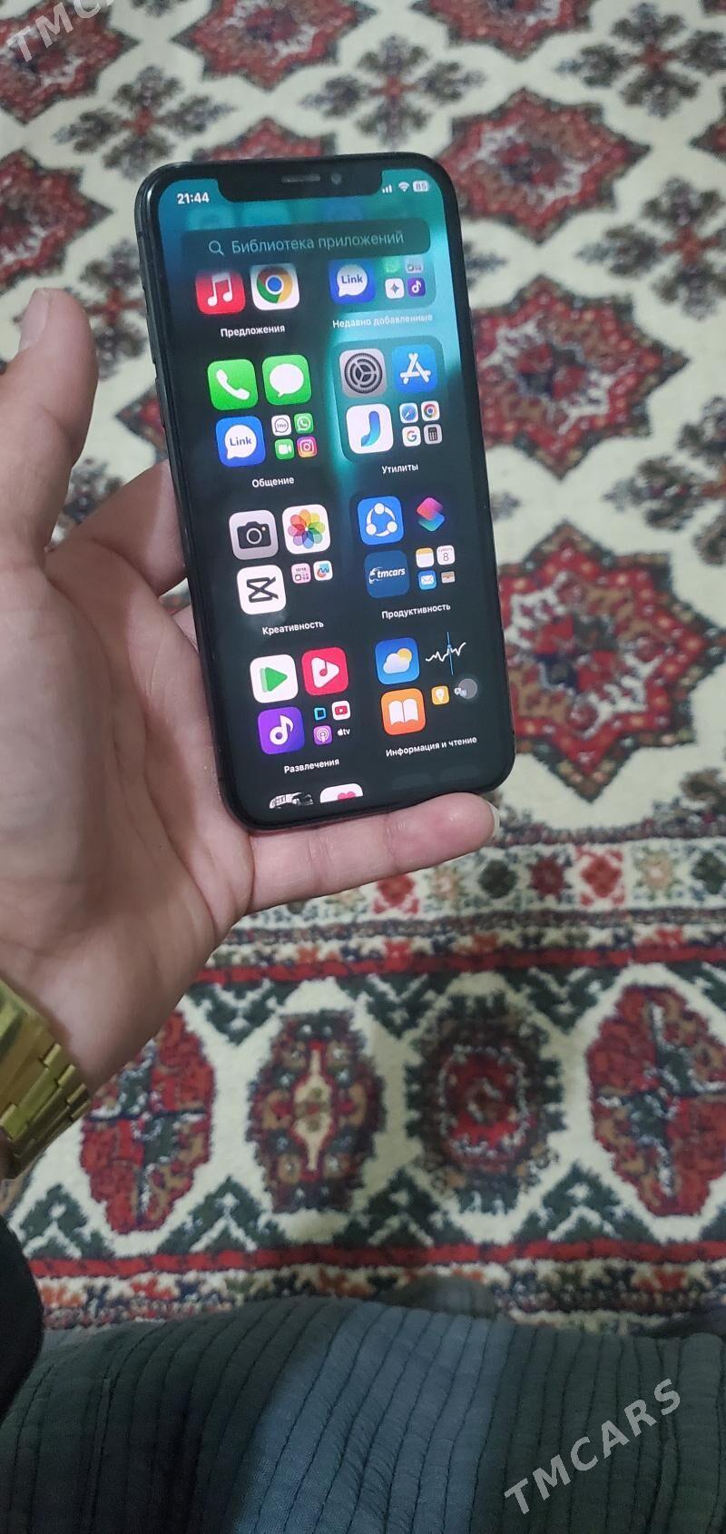 iphone xs - Дянев - img 3