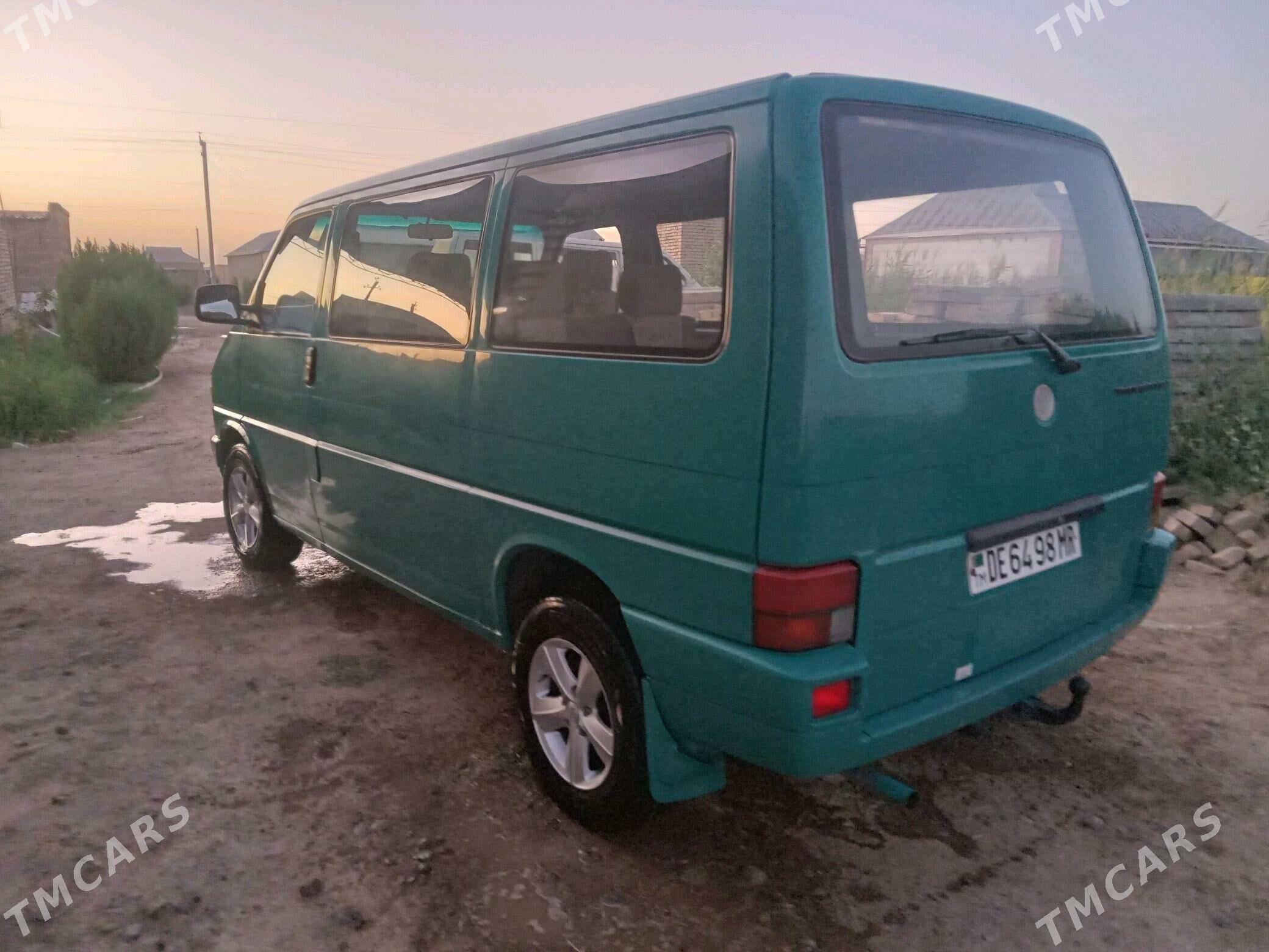 Volkswagen Transporter 1991 - 60 000 TMT - Ýolöten - img 3