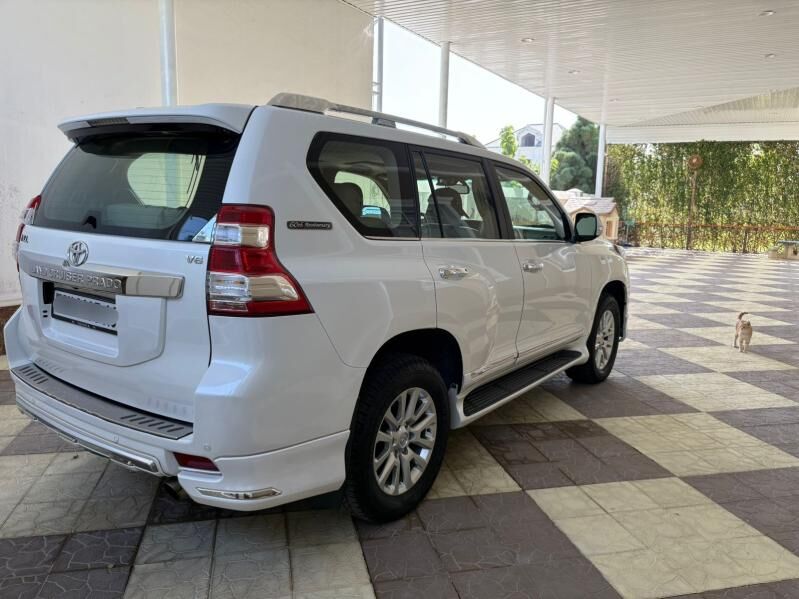 Toyota Land Cruiser Prado 2010 - 588 000 TMT - Aşgabat - img 2