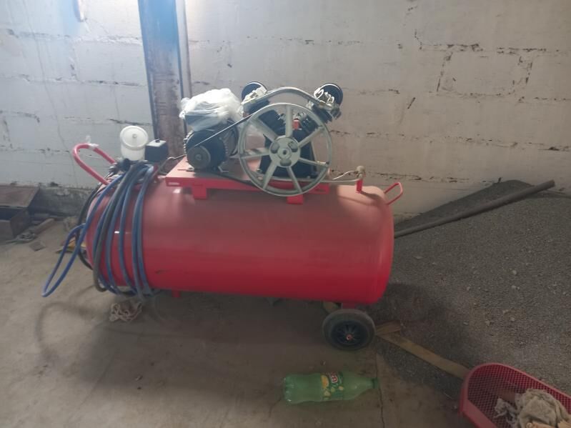 KompressorKompressor 9 000 TMT - Bäherden - img 3