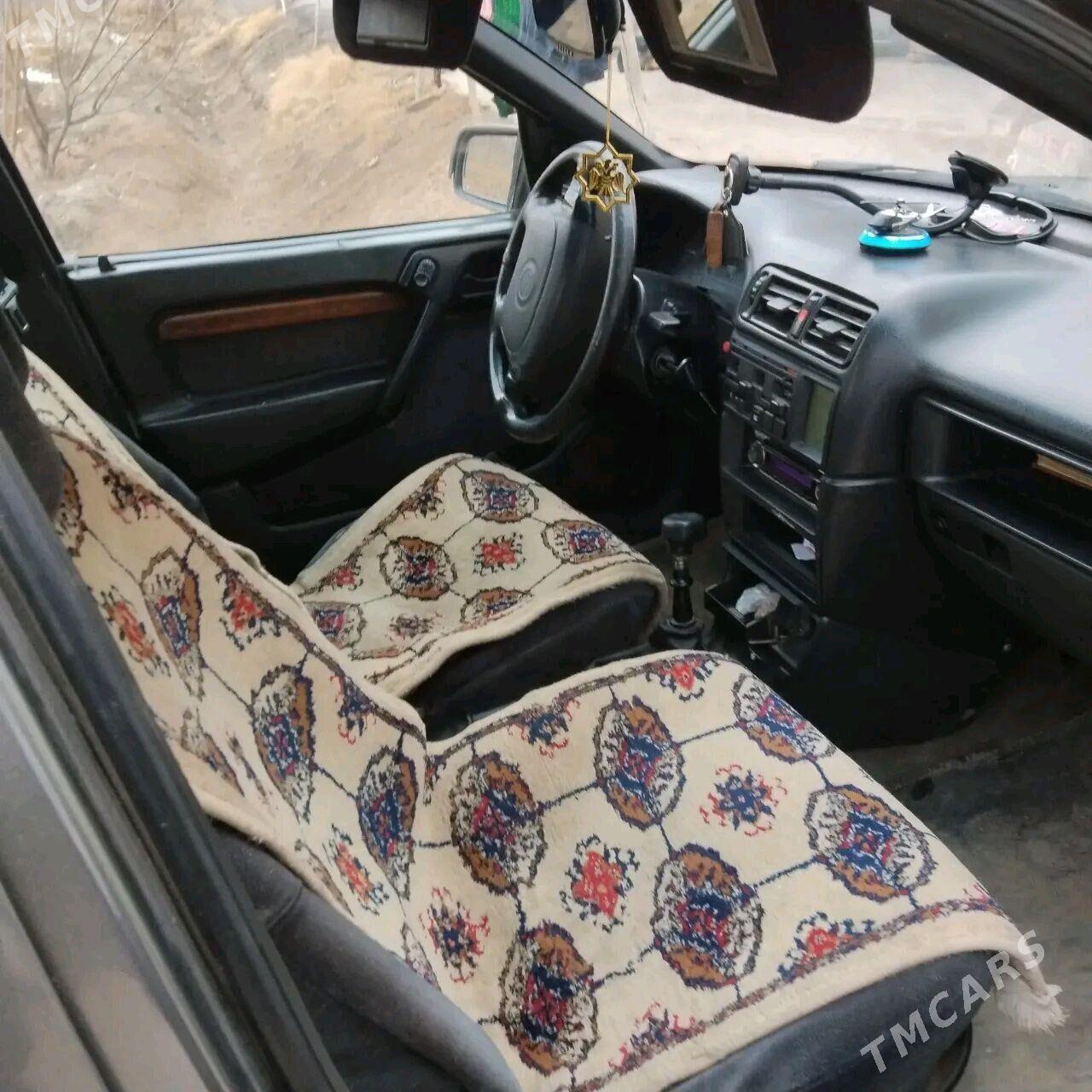 Opel Vectra 1994 - 28 000 TMT - Шабатский этрап - img 5