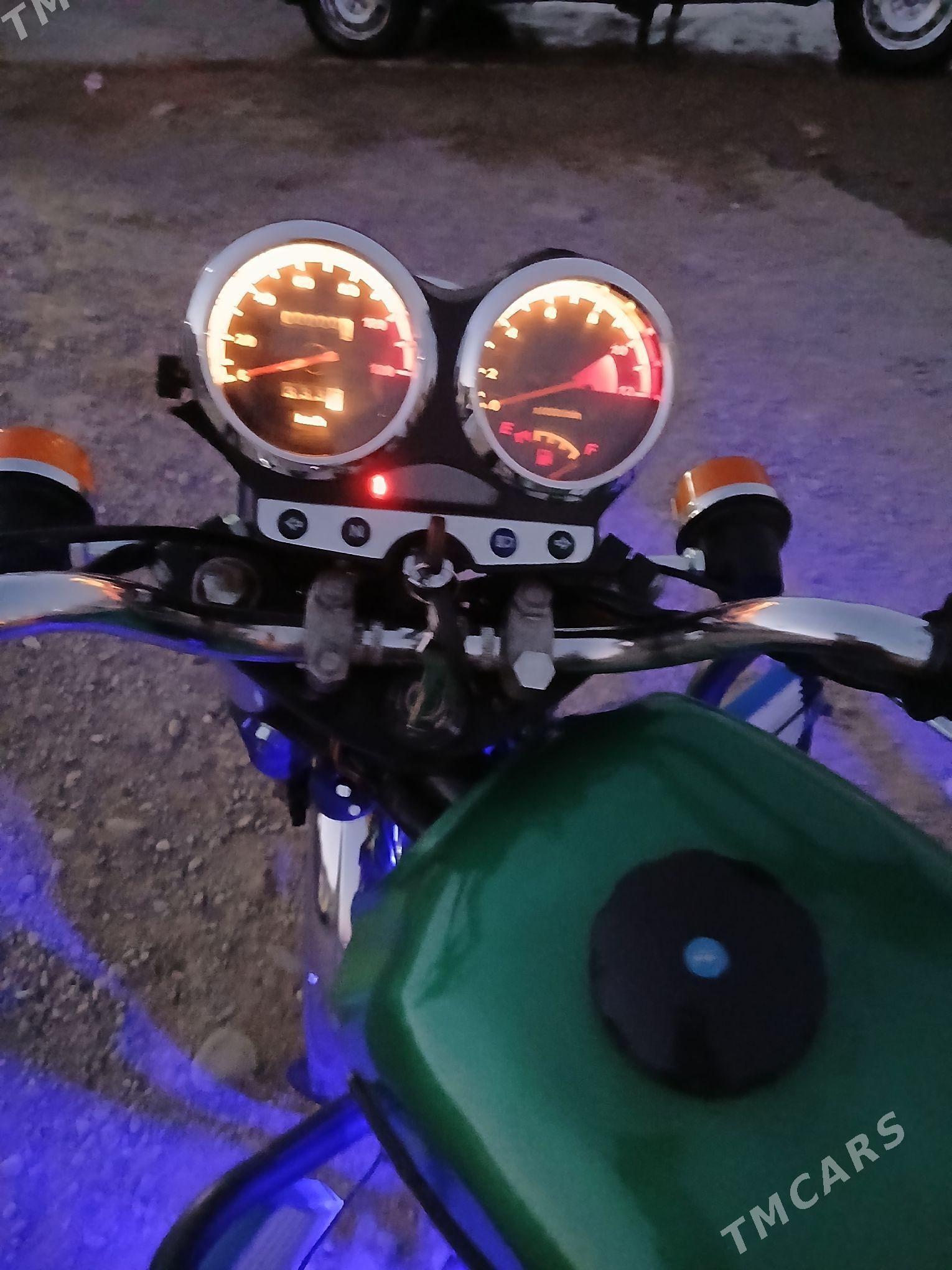 Iž Planeta 2025 - 11 600 TMT - Ёлётен - img 1