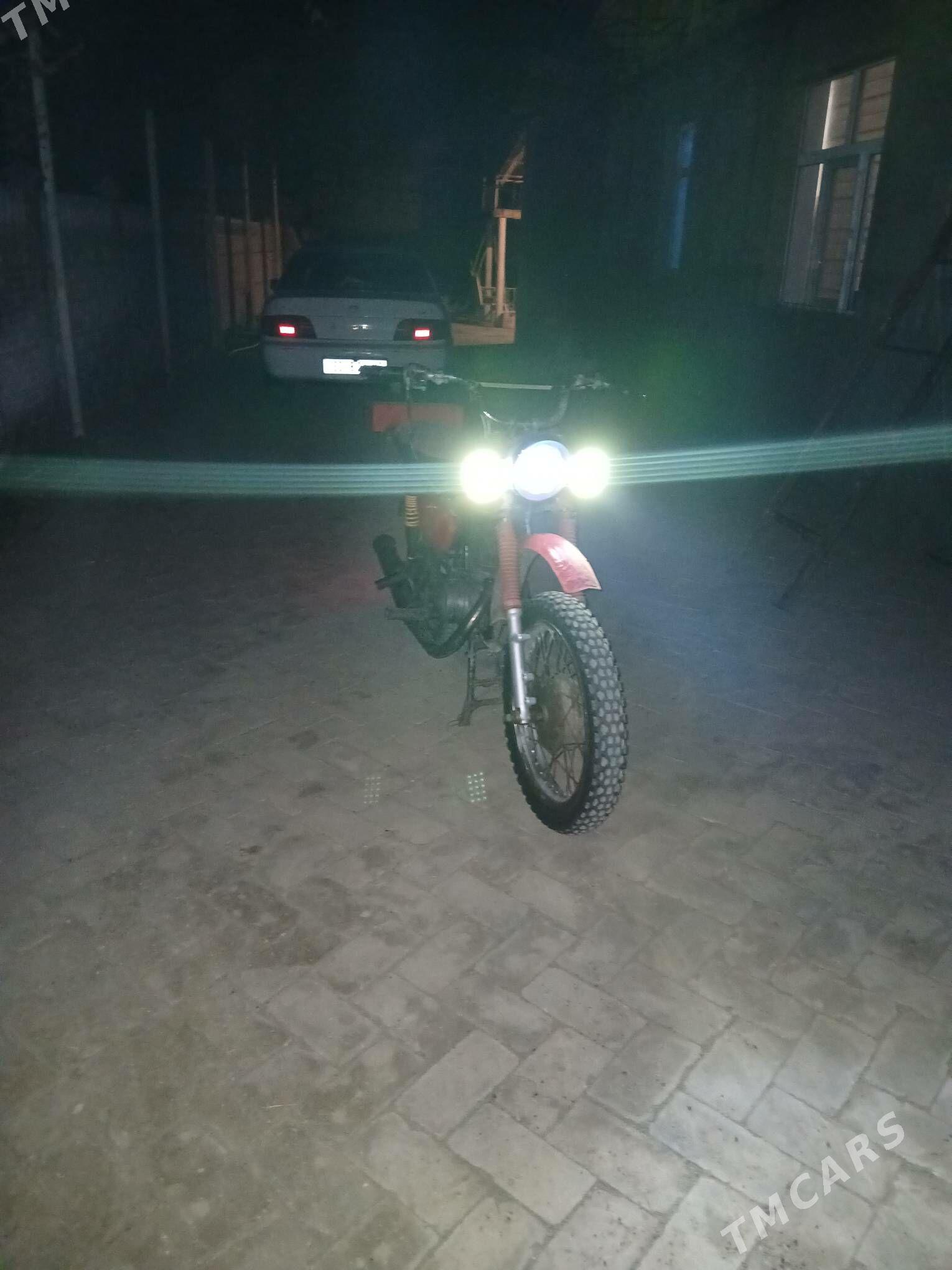 Iž Planeta 1980 - 3 400 TMT - Oguz han - img 4