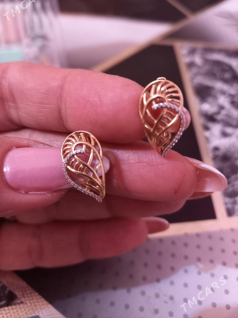 Золотые серьги - Büzmeýin GRES - img 4