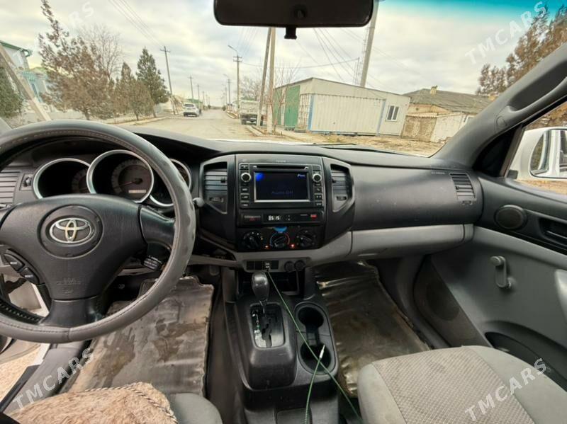 Toyota Tacoma 2013 - 200 000 TMT - Gökdepe - img 6