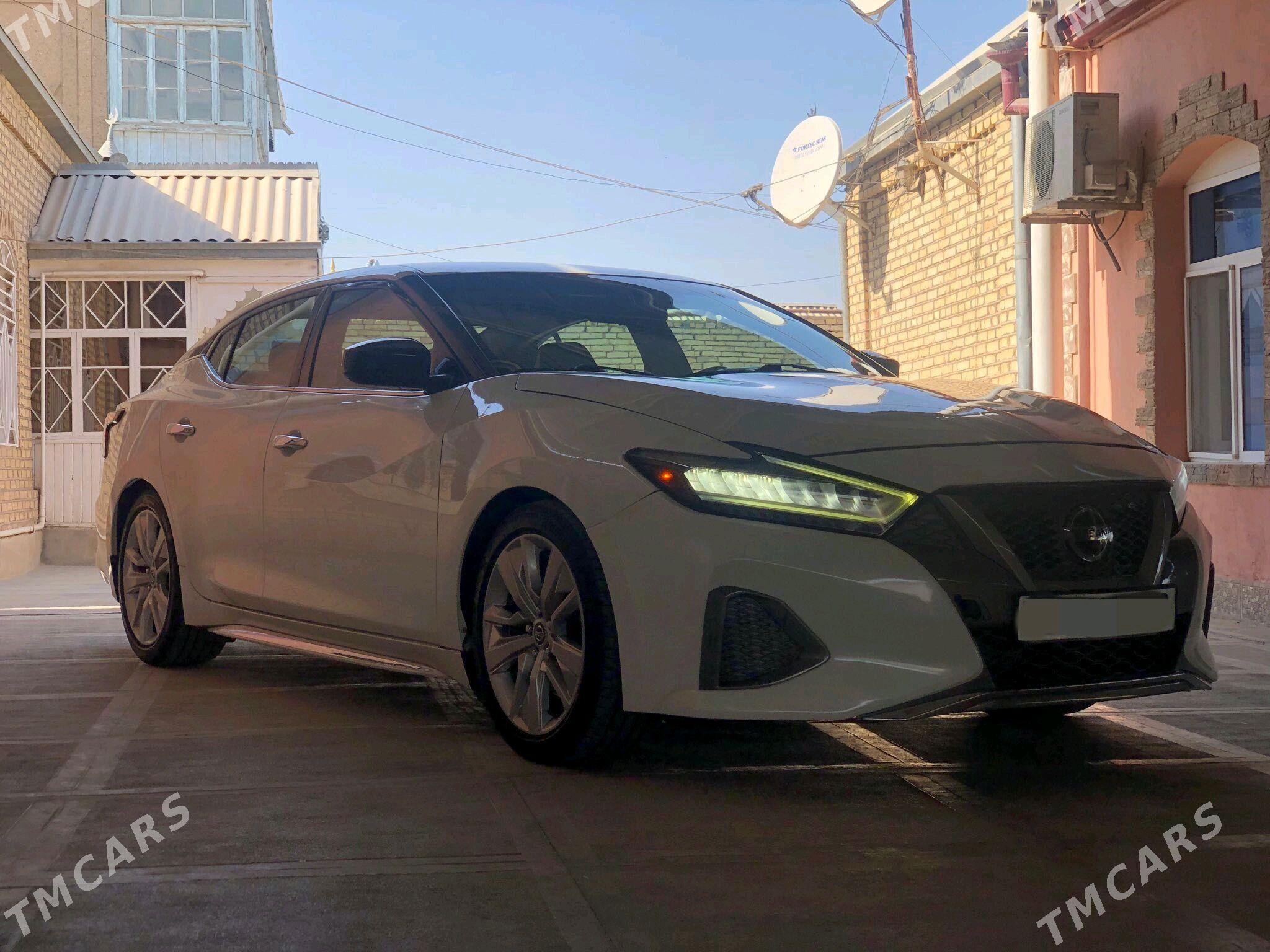 Nissan Maxima 2019 - 230 000 TMT - Мары - img 3