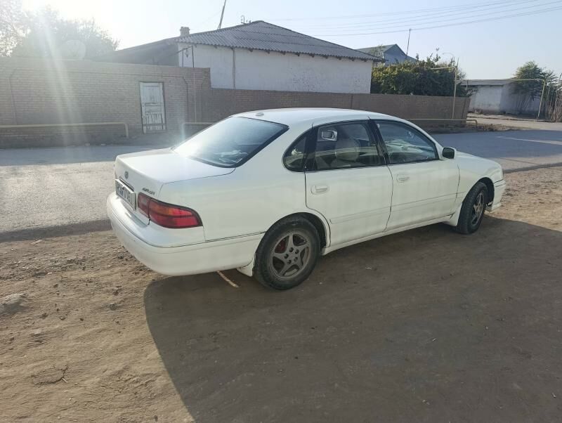 Toyota Avalon 1996 - 110 000 TMT - Керки - img 3