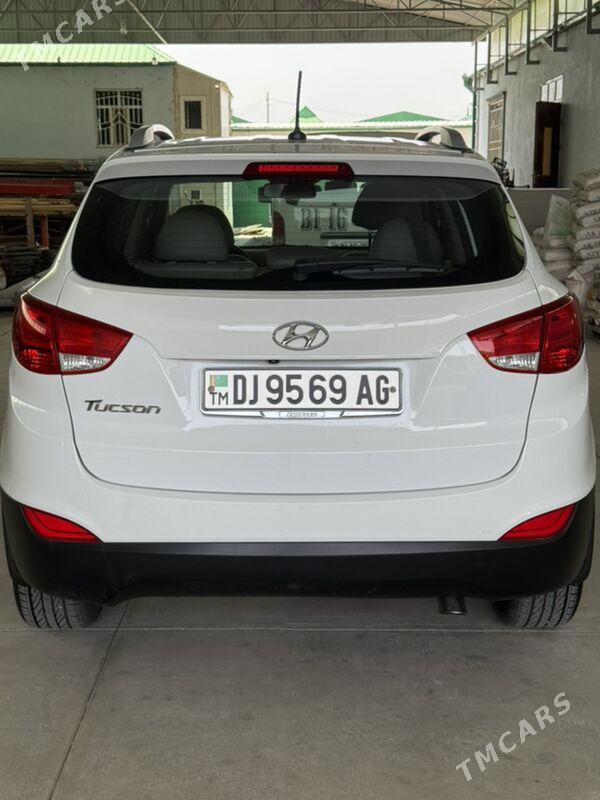 Hyundai Tucson 2014 - 240 000 TMT - Ашхабад - img 3