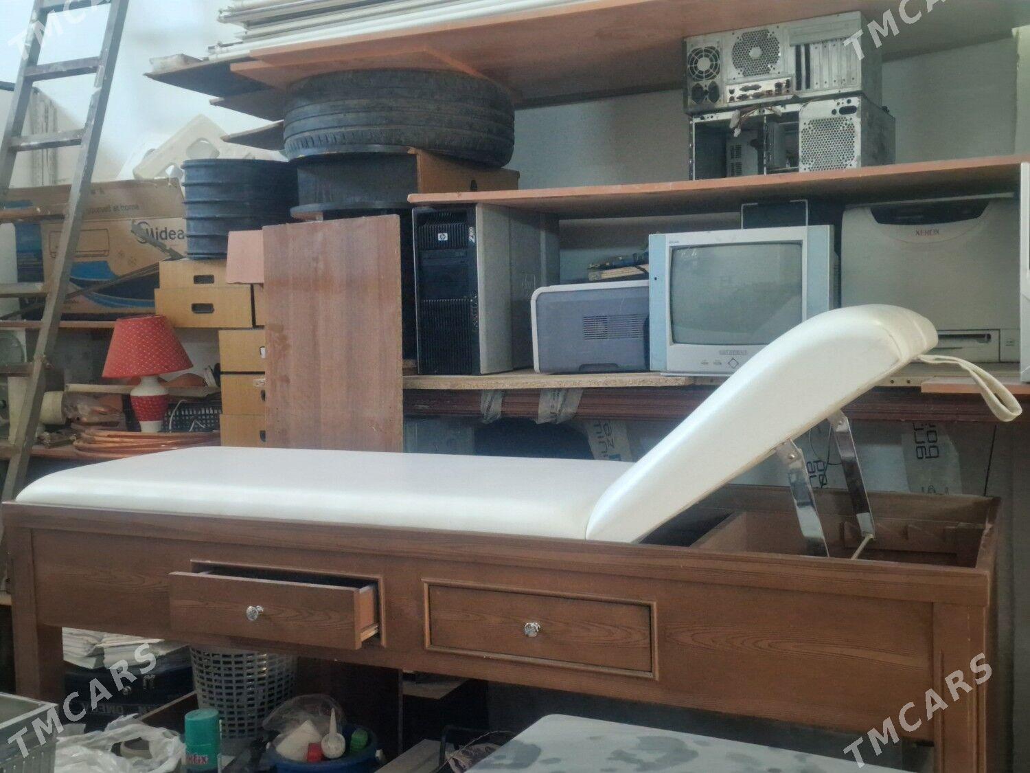 Кушетка медицинская. - G.Kuliýew köç. (Obýezdnoý) - img 8