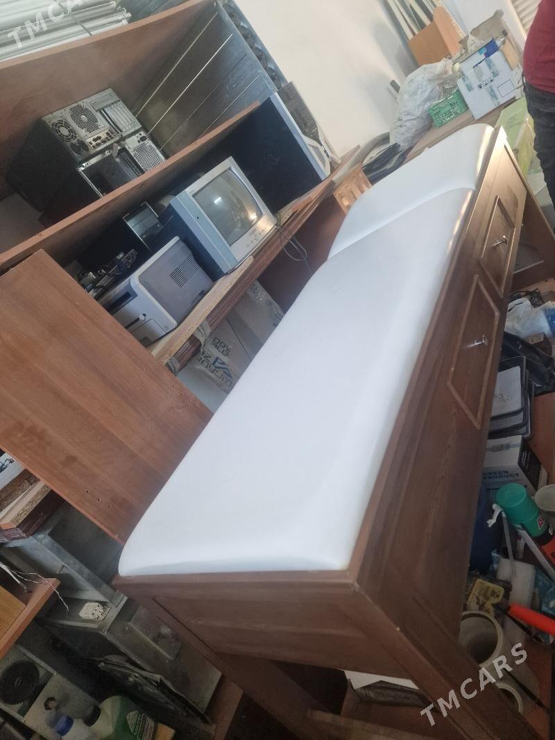 Кушетка медицинская. - G.Kuliýew köç. (Obýezdnoý) - img 4