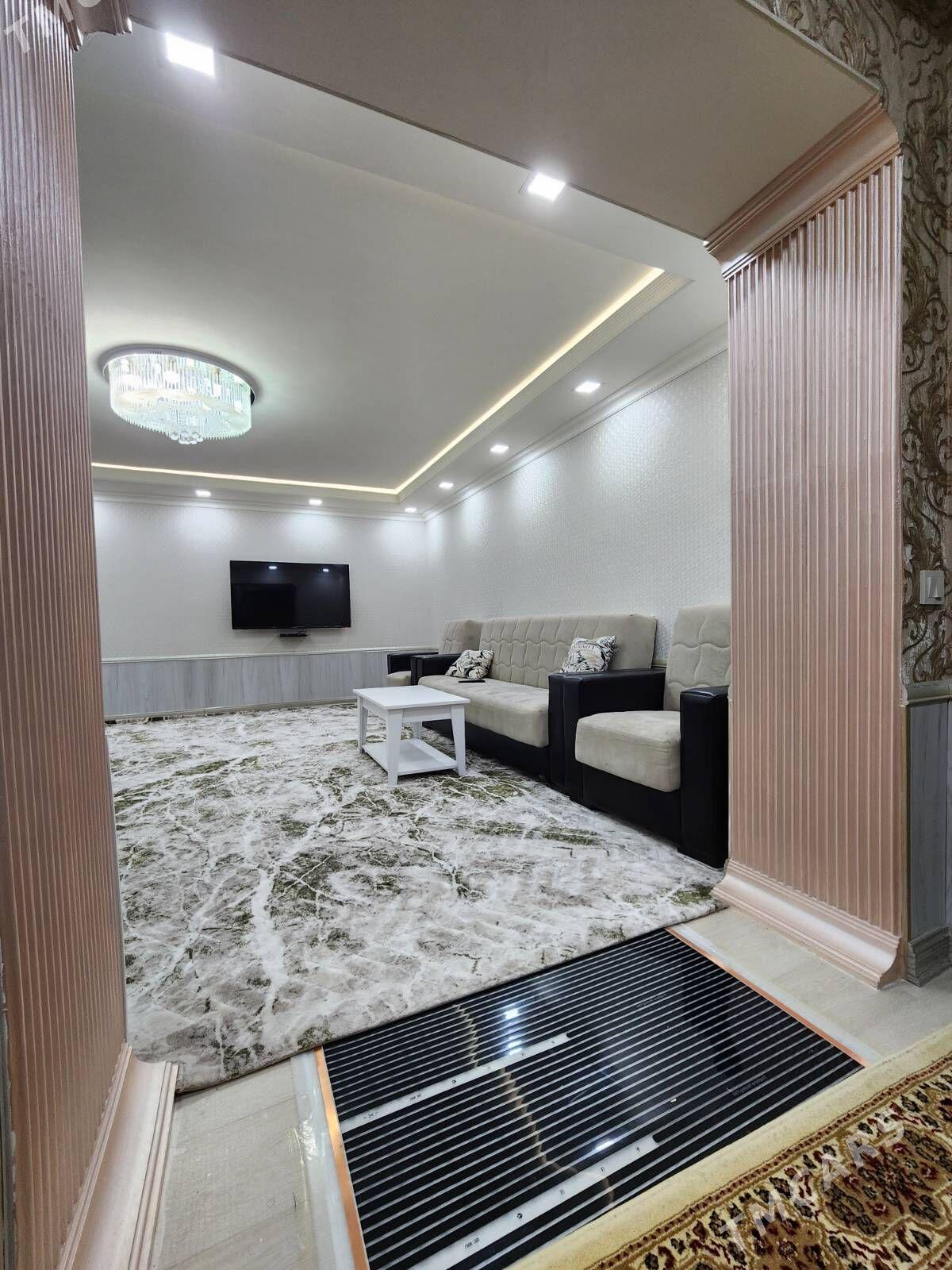 6 мкр 2 комнаты - 6 мкр - img 1