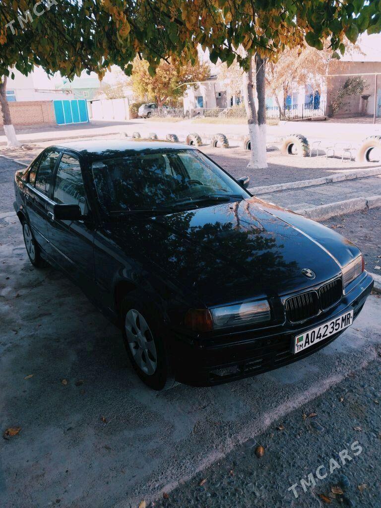 BMW 3 Series 1993 - 35 000 TMT - Mary - img 1