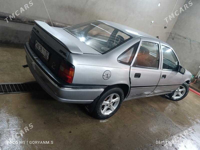 Opel Vectra 1990 - 40 000 TMT - Гороглы (Тагта) - img 3