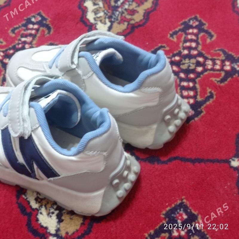 кроссовки - Туркменабат - img 2