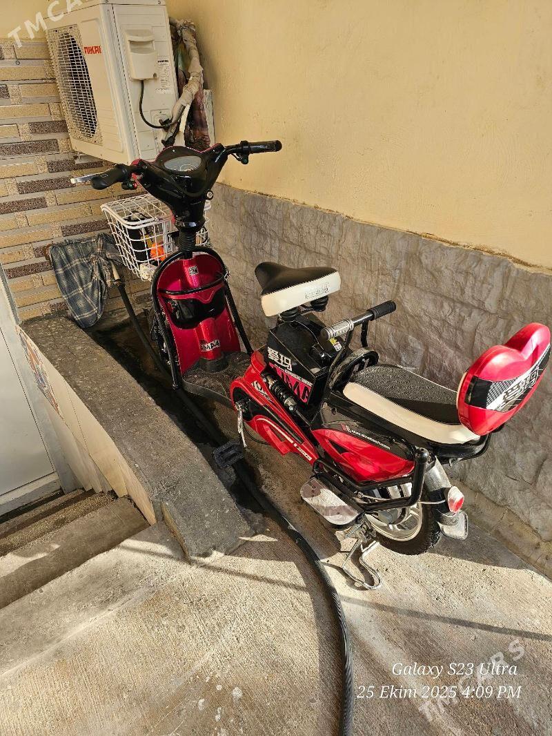 Mator tokly - Howdan "W" - img 1