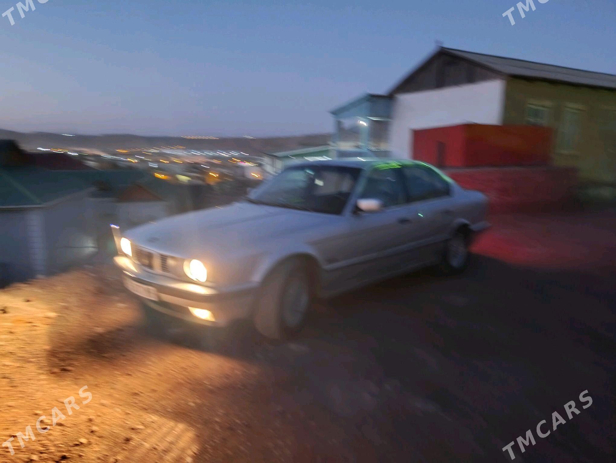 BMW 525 1990 - 80 000 TMT - Каракумский этрап - img 2