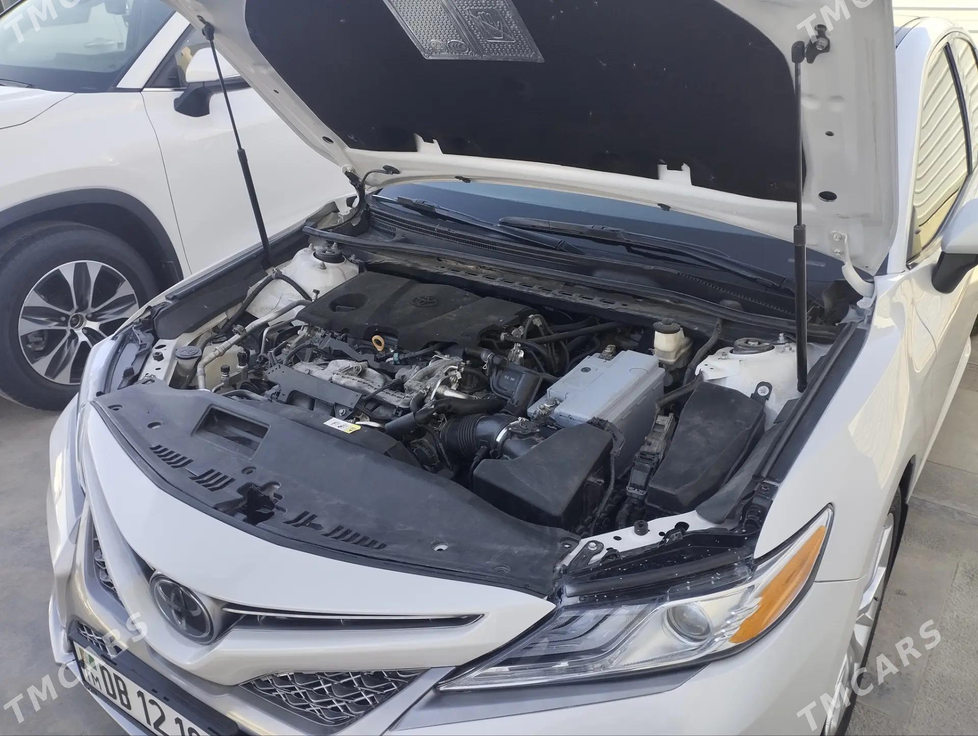 Toyota Camry 2019 - 440 000 TMT - Мары - img 2