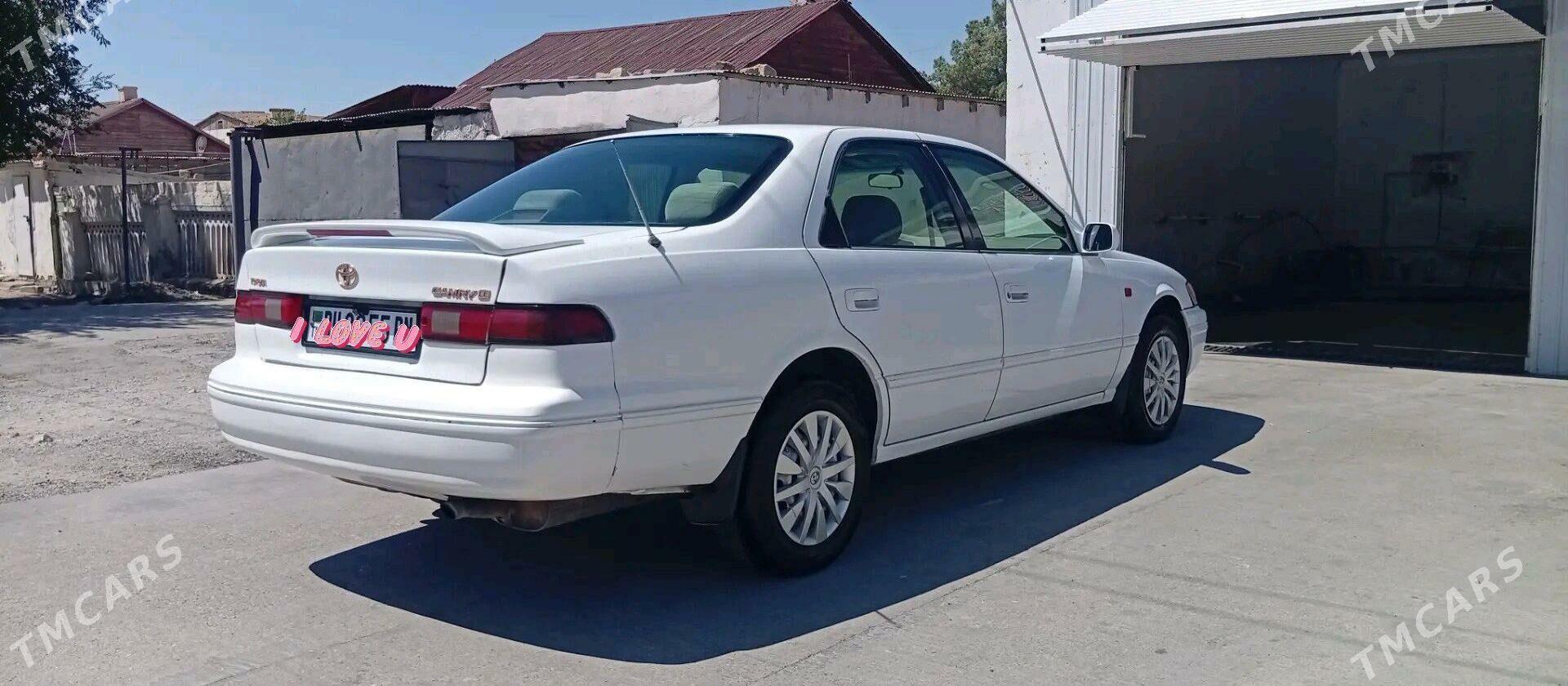 Toyota Camry 1997 - 120 000 TMT - Хазар - img 1