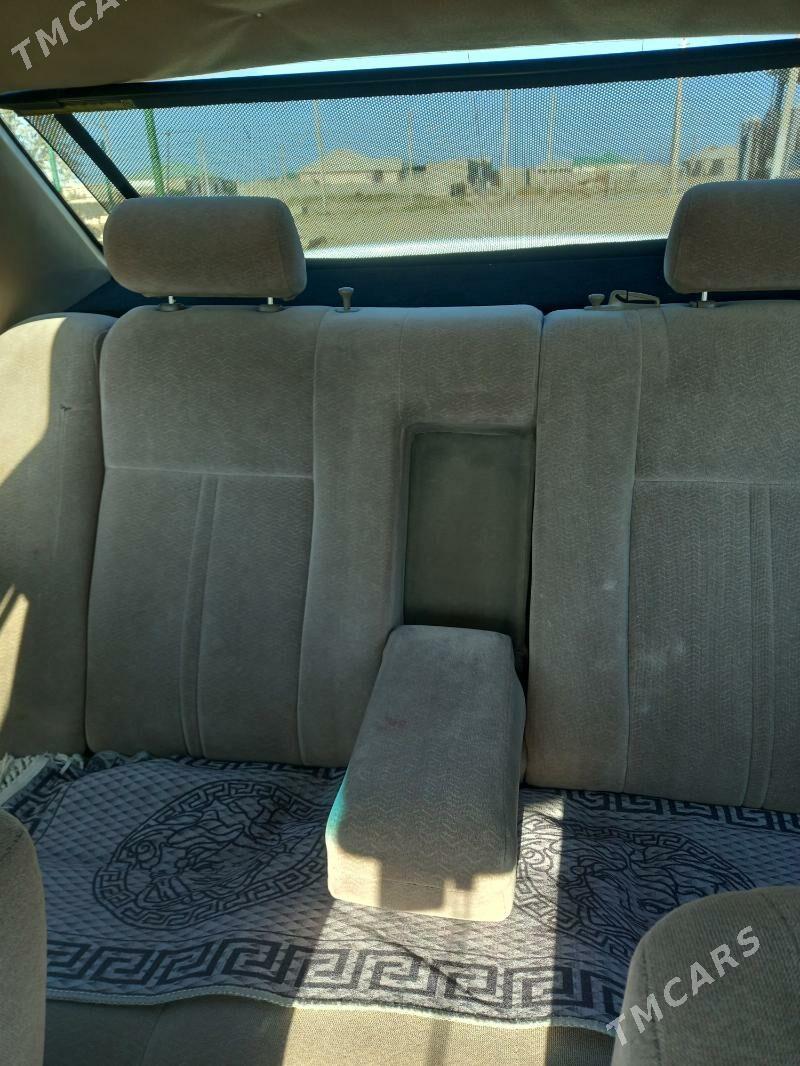Toyota Camry 1997 - 120 000 TMT - Хазар - img 6