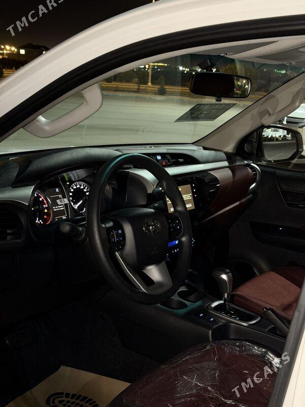 Toyota Hilux 2025 - 670 000 TMT - Балканабат - img 8