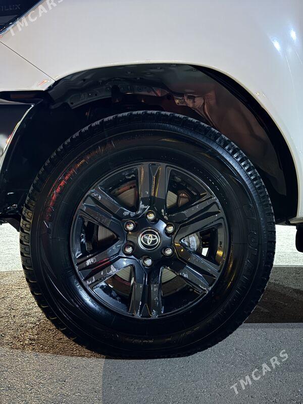 Toyota Hilux 2025 - 670 000 TMT - Балканабат - img 7