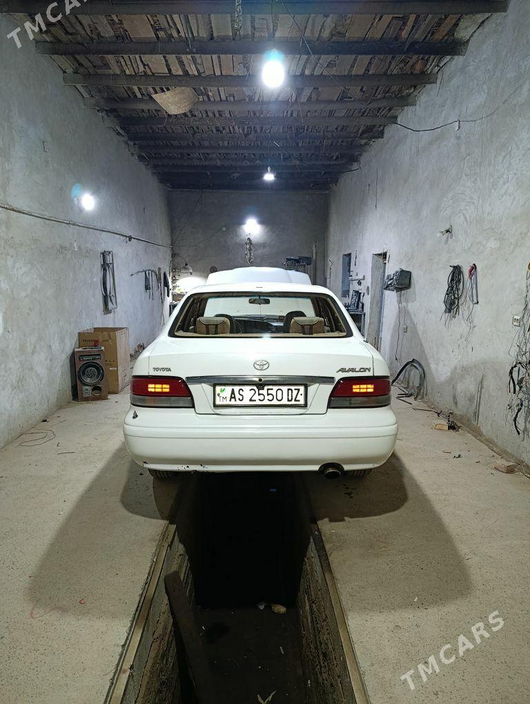Toyota Avalon 1996 - 130 000 TMT - Гурбансолтан Едже - img 6