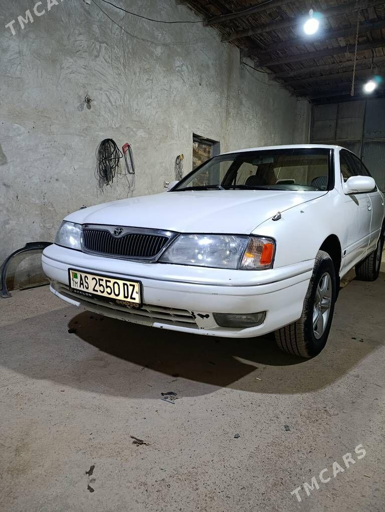 Toyota Avalon 1996 - 130 000 TMT - Гурбансолтан Едже - img 4