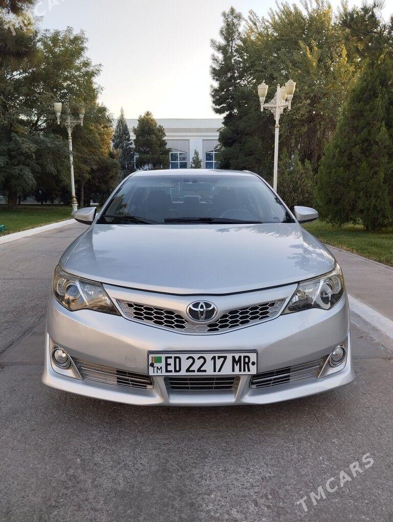 Toyota Camry 2013 - 235 000 TMT - Мары - img 8