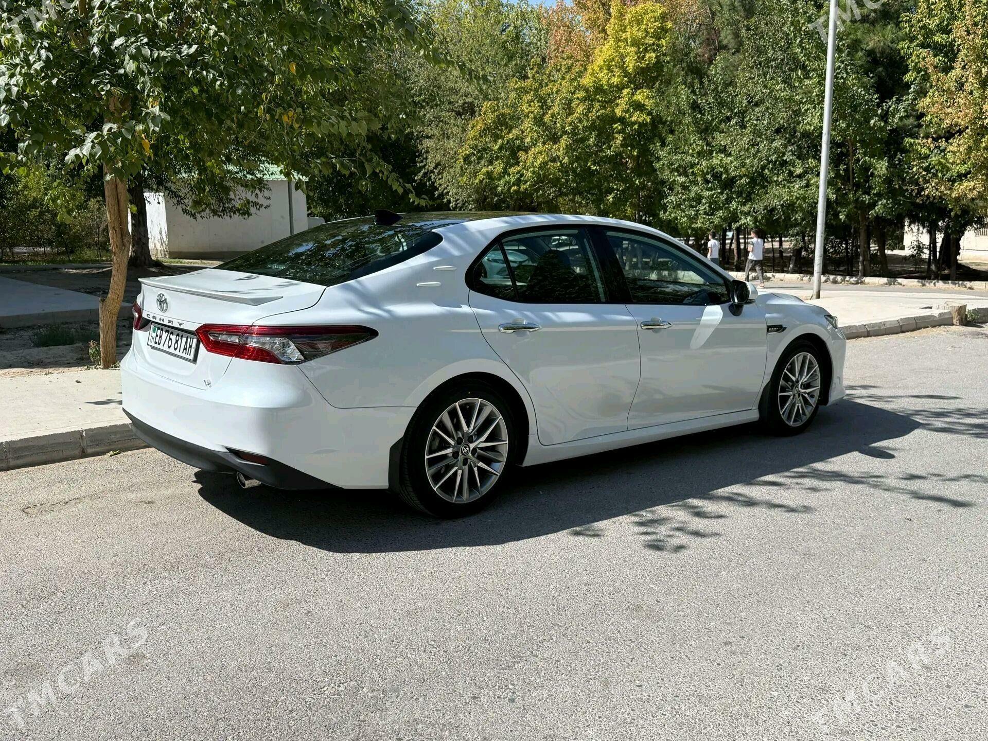 Toyota Camry 2022 - 458 000 TMT - Ашхабад - img 3