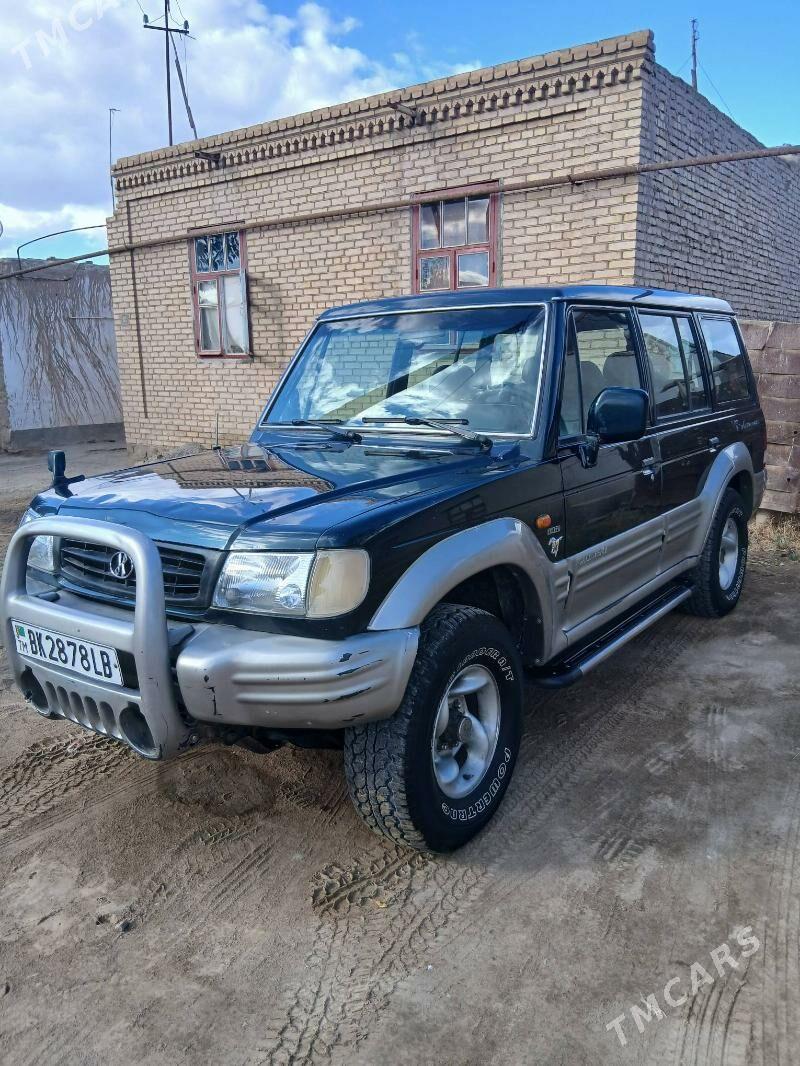 Hyundai Galloper 1998 - 40 000 TMT - Чарджоу - img 1