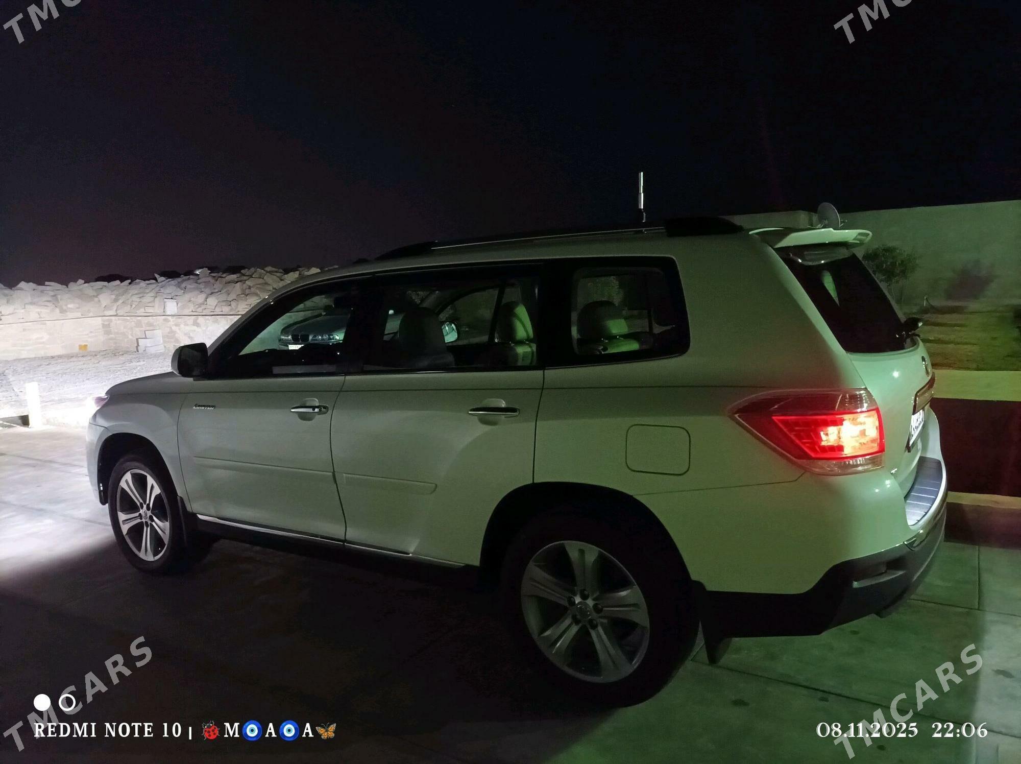 Toyota Highlander 2013 - 360 000 TMT - Магданлы - img 1