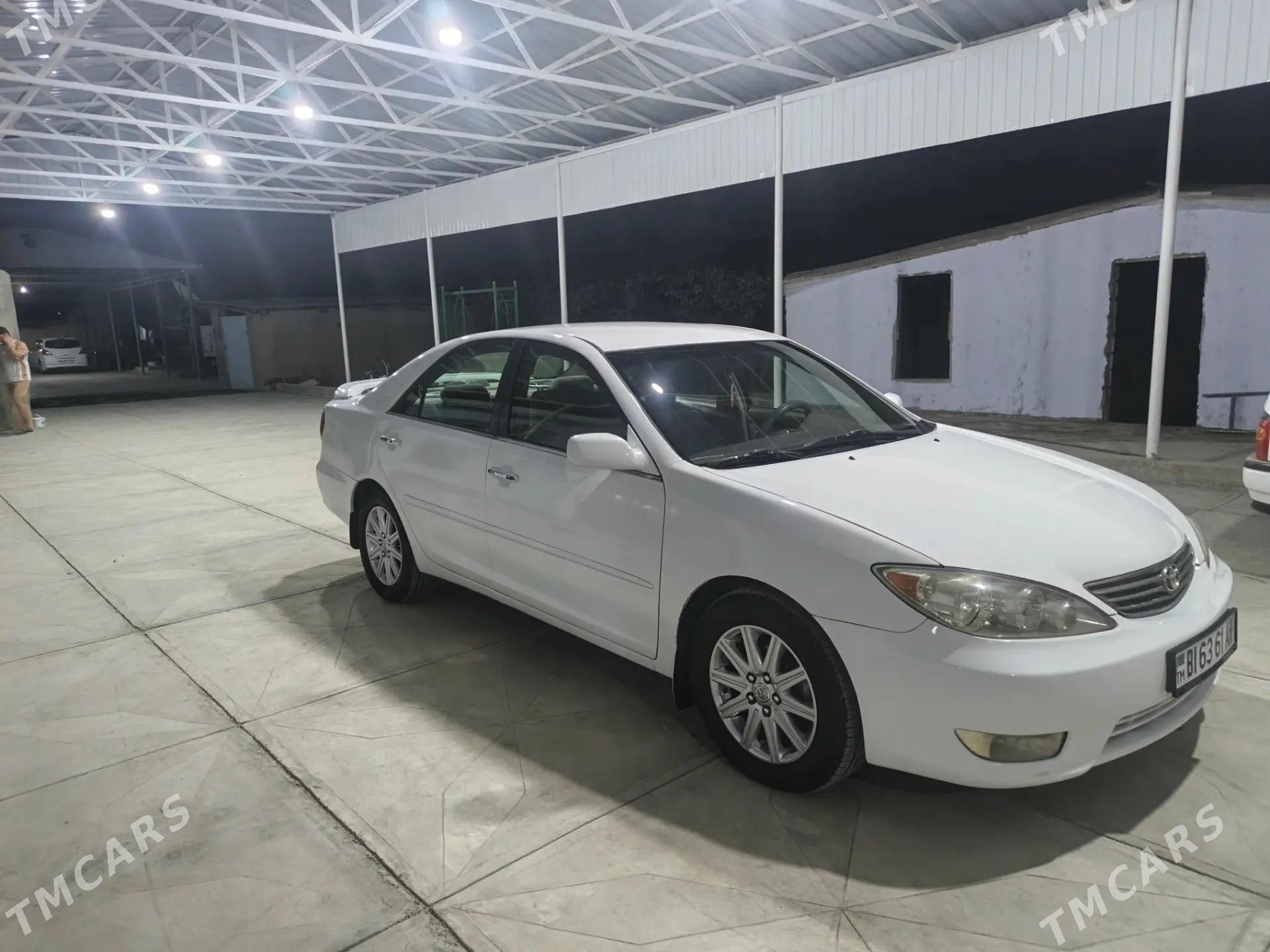 Toyota Camry 2004 - 155 000 TMT - Гёкдепе - img 2