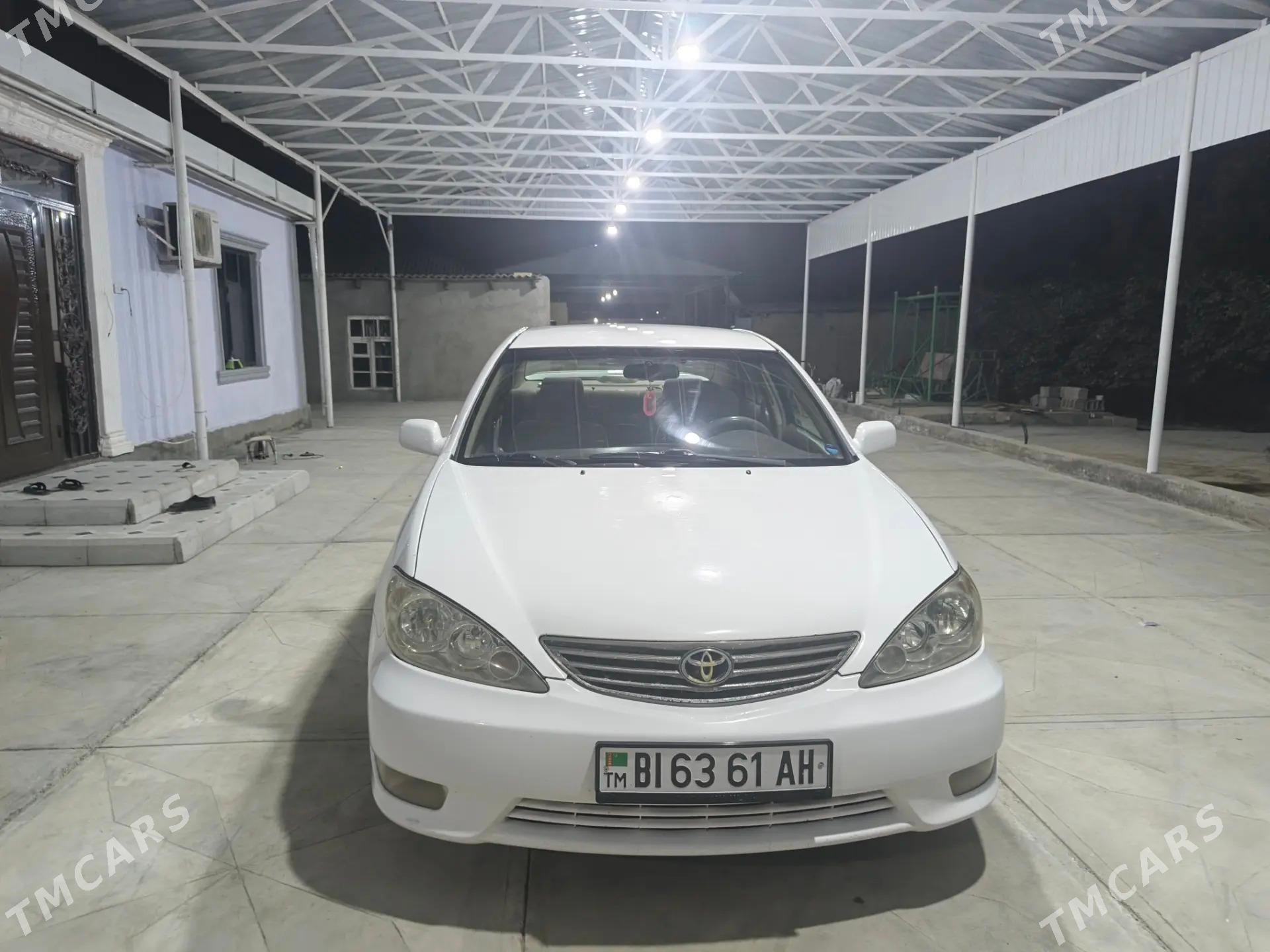 Toyota Camry 2004 - 155 000 TMT - Гёкдепе - img 3