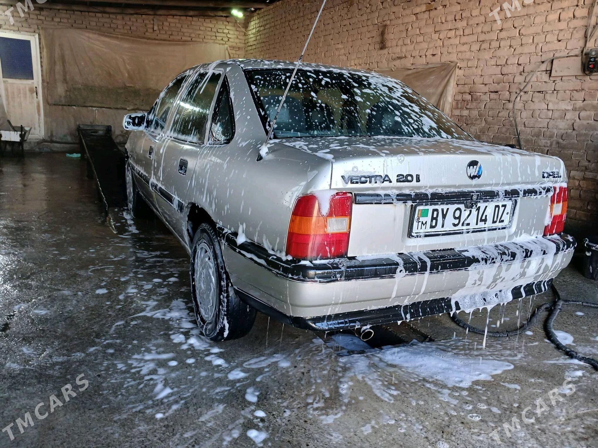 Opel Vectra 1990 - 30 000 TMT - Кёнеургенч - img 2