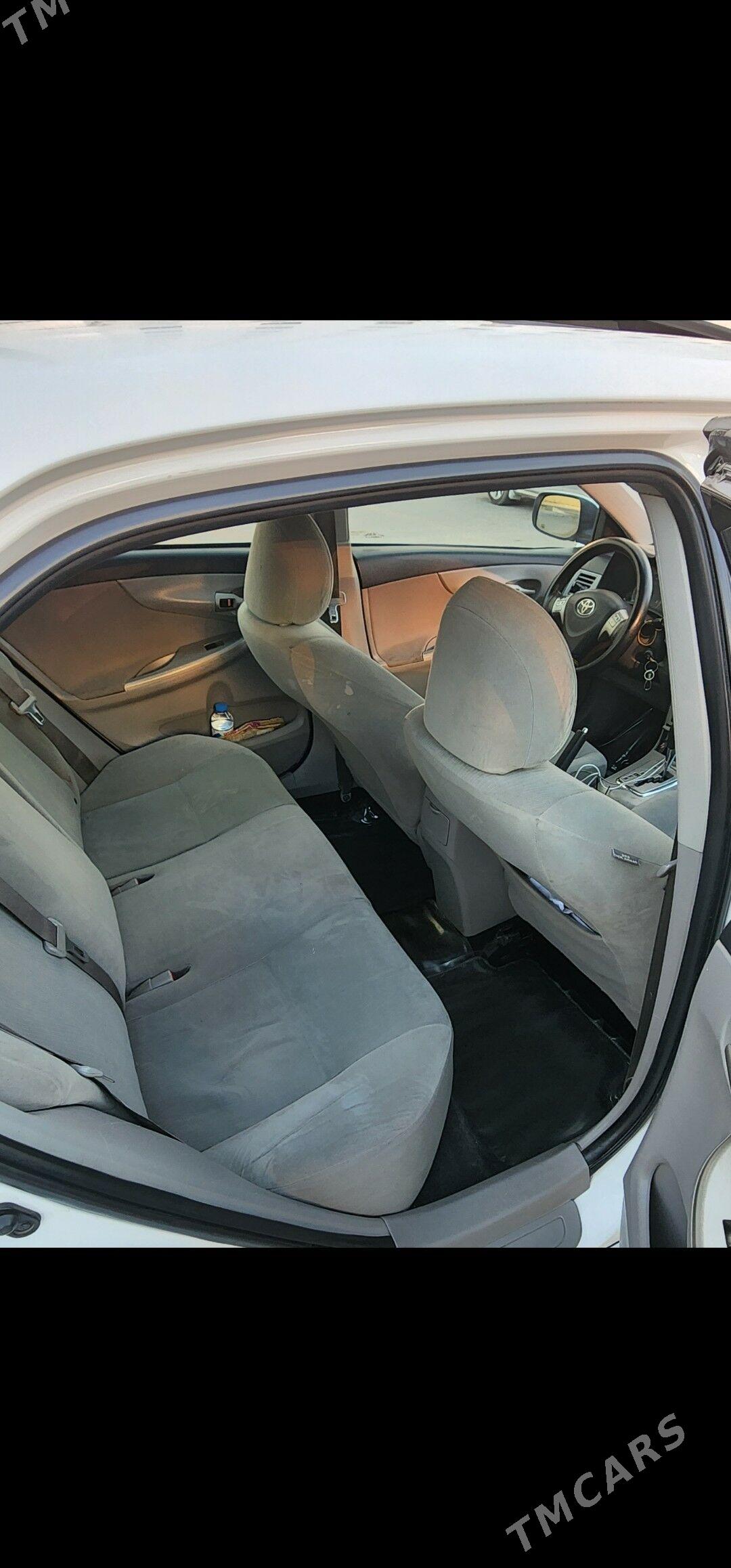 Toyota Corolla 2011 - 169 000 TMT - Ашхабад - img 4