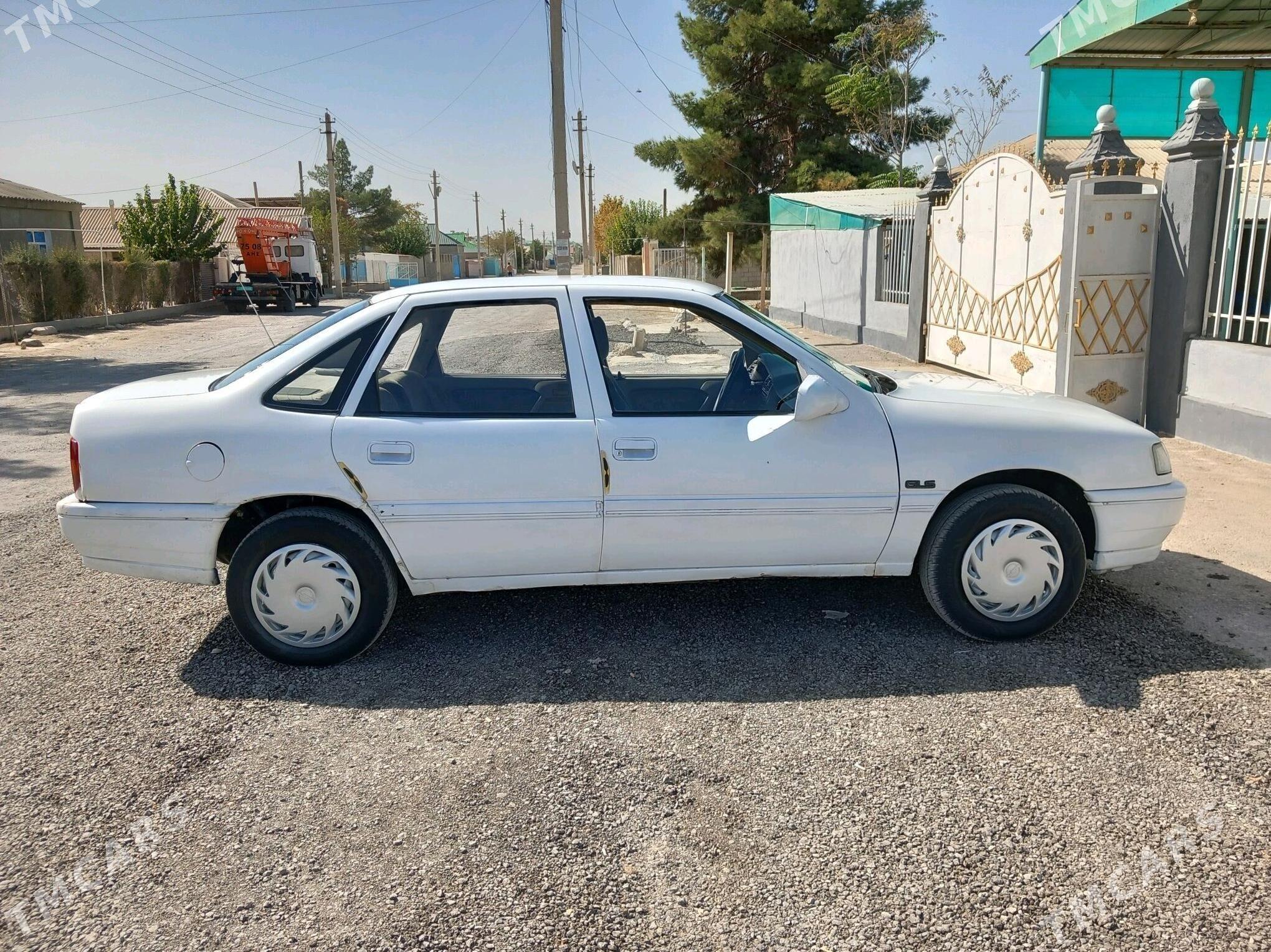 Opel Vectra 1989 - 35 000 TMT - Änew - img 4