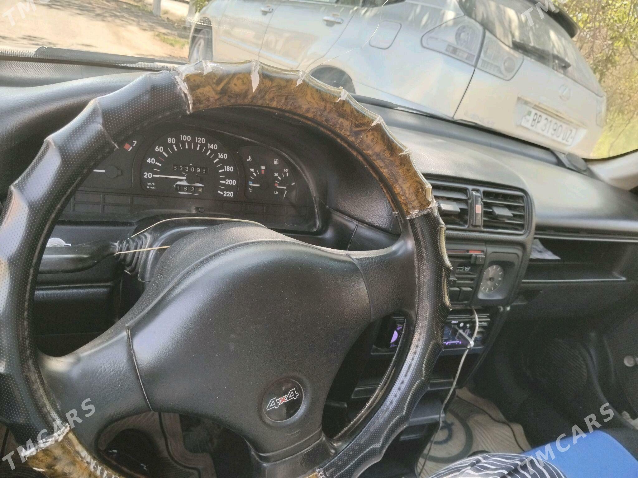 Opel Vectra 1992 - 32 000 TMT - Гурбансолтан Едже - img 5