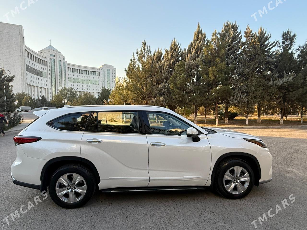 Toyota Highlander 2021 - 500 000 TMT - Aşgabat - img 4
