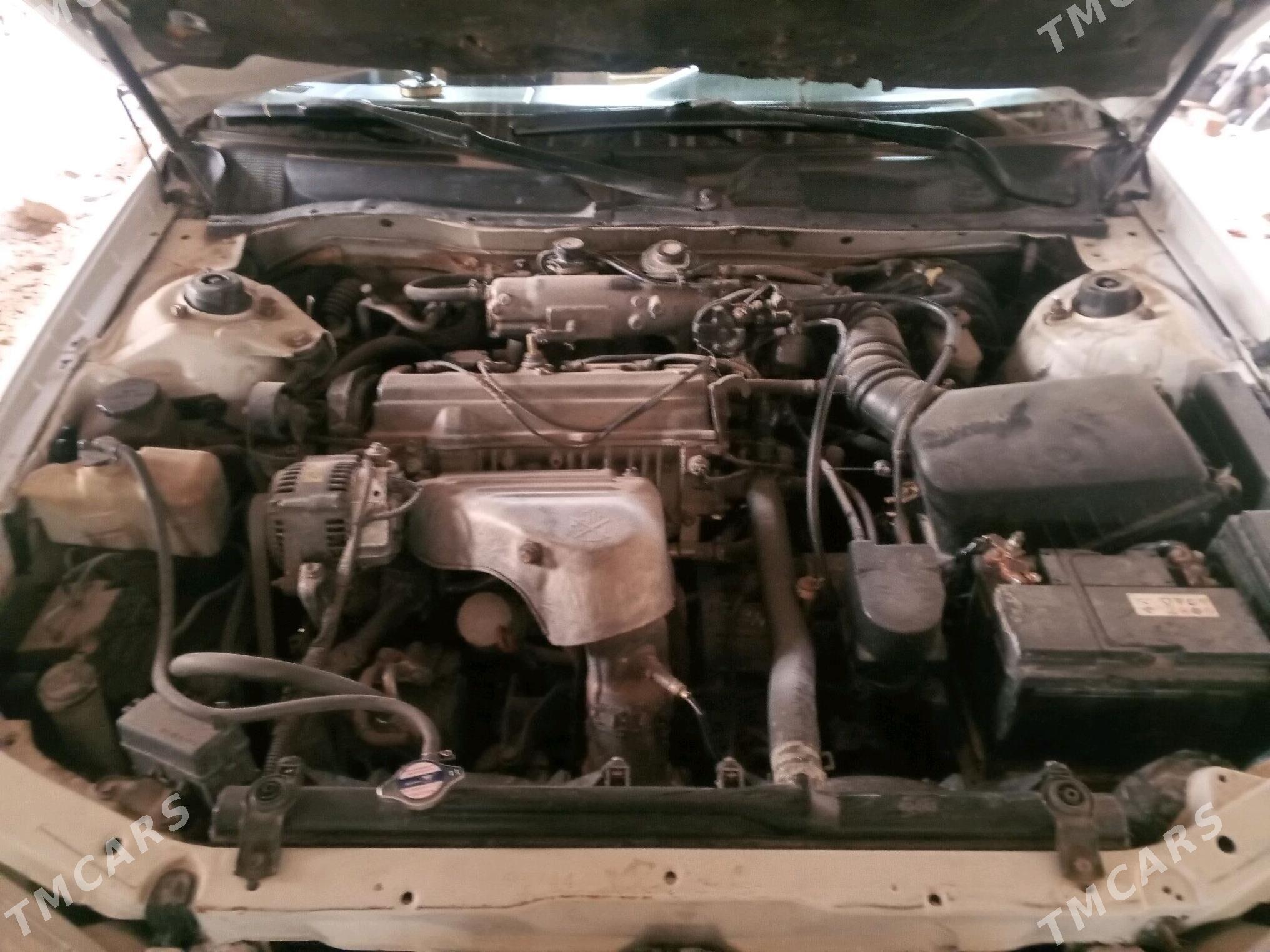 Toyota Camry 2001 - 160 000 TMT - Şabat etr. - img 3