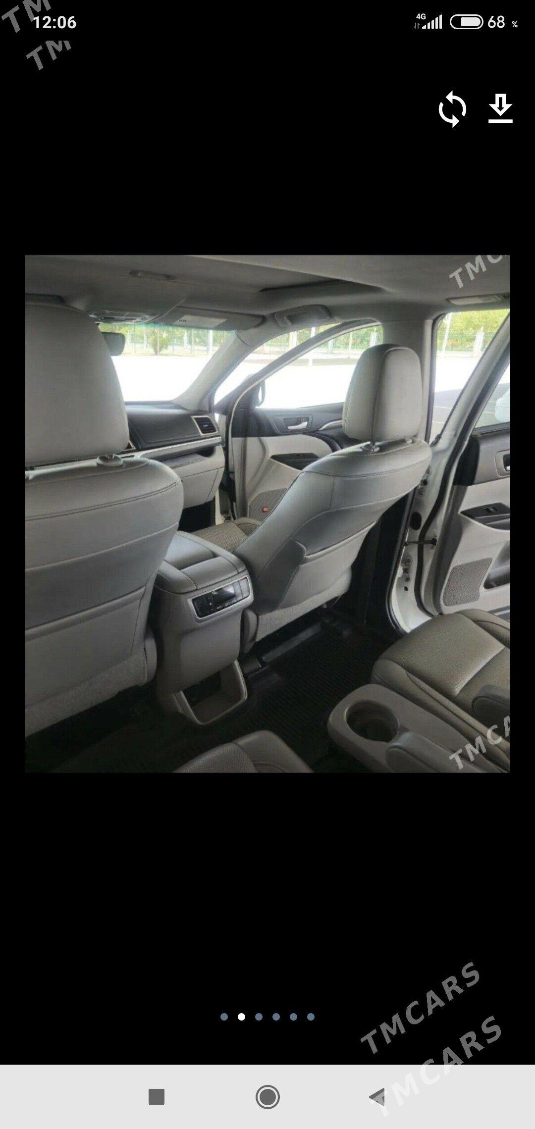 Toyota Highlander 2019 - 420 000 TMT - Ашхабад - img 4