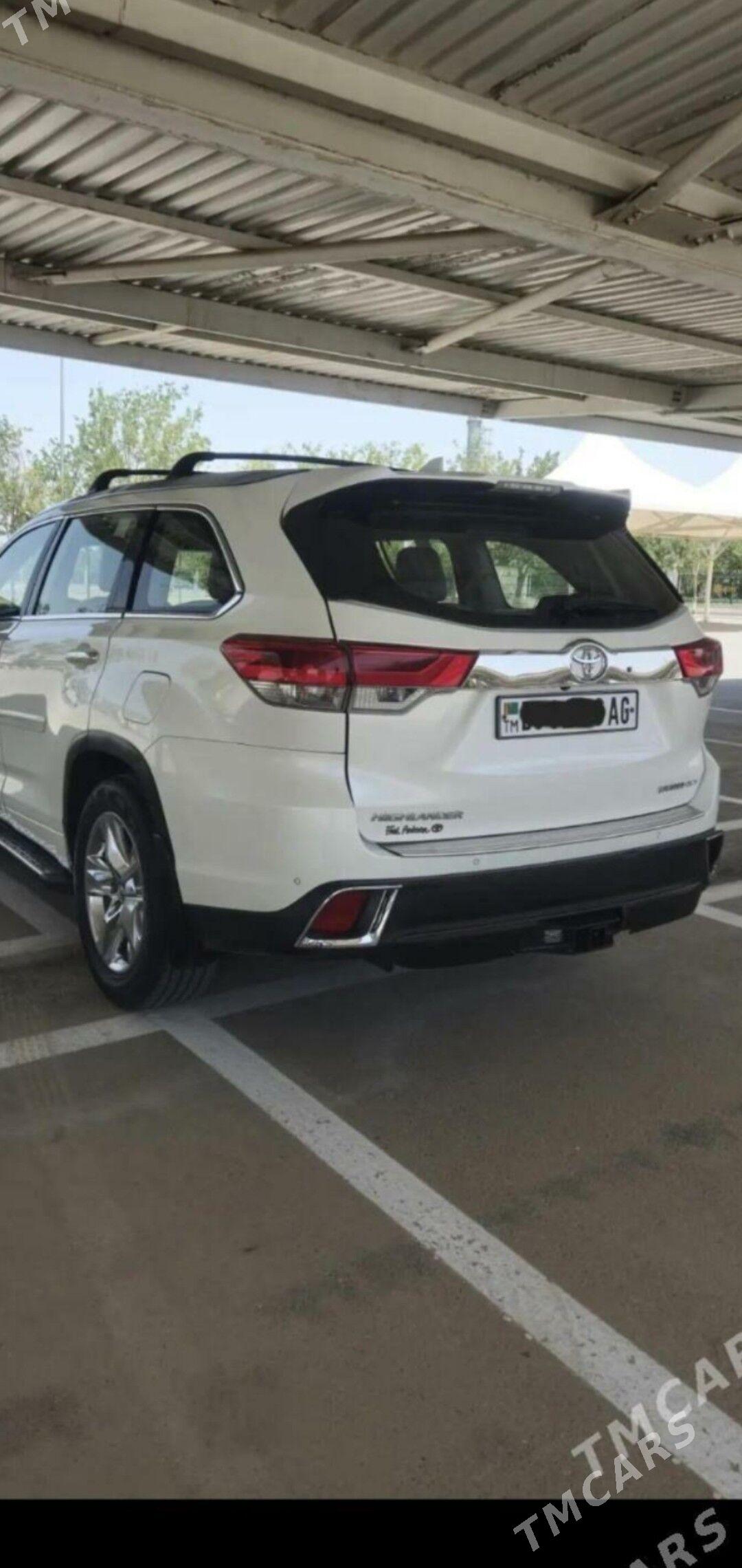 Toyota Highlander 2019 - 420 000 TMT - Ашхабад - img 2