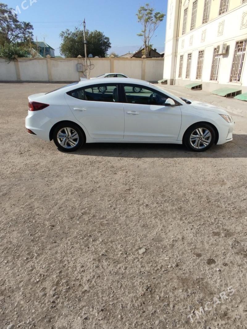 Hyundai Elantra 2020 - 230 000 TMT - Хитровка - img 5