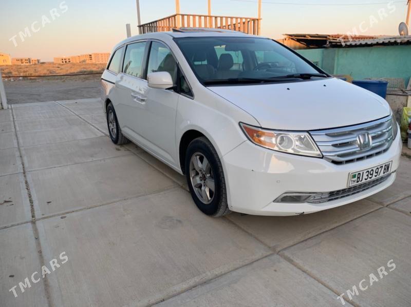 Honda Odyssey 2012 - 255 000 TMT - Gyzylarbat - img 2