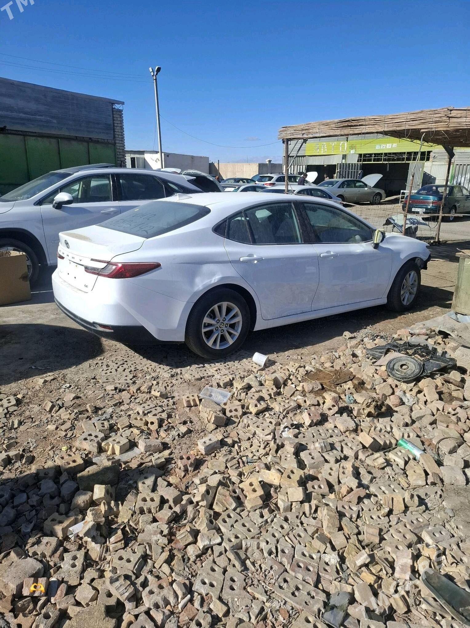 Toyota Camry 2025 - 400 000 TMT - Мары - img 3